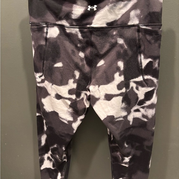 Under Armour High Rise Tie Dye Leggings Black White Ink Wash Size Large - Picture 8 of 15